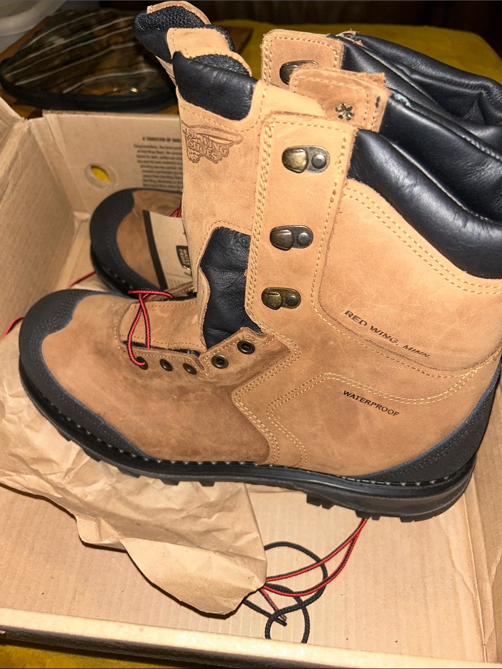 Red Wing work boots Red Wing Logo nwt